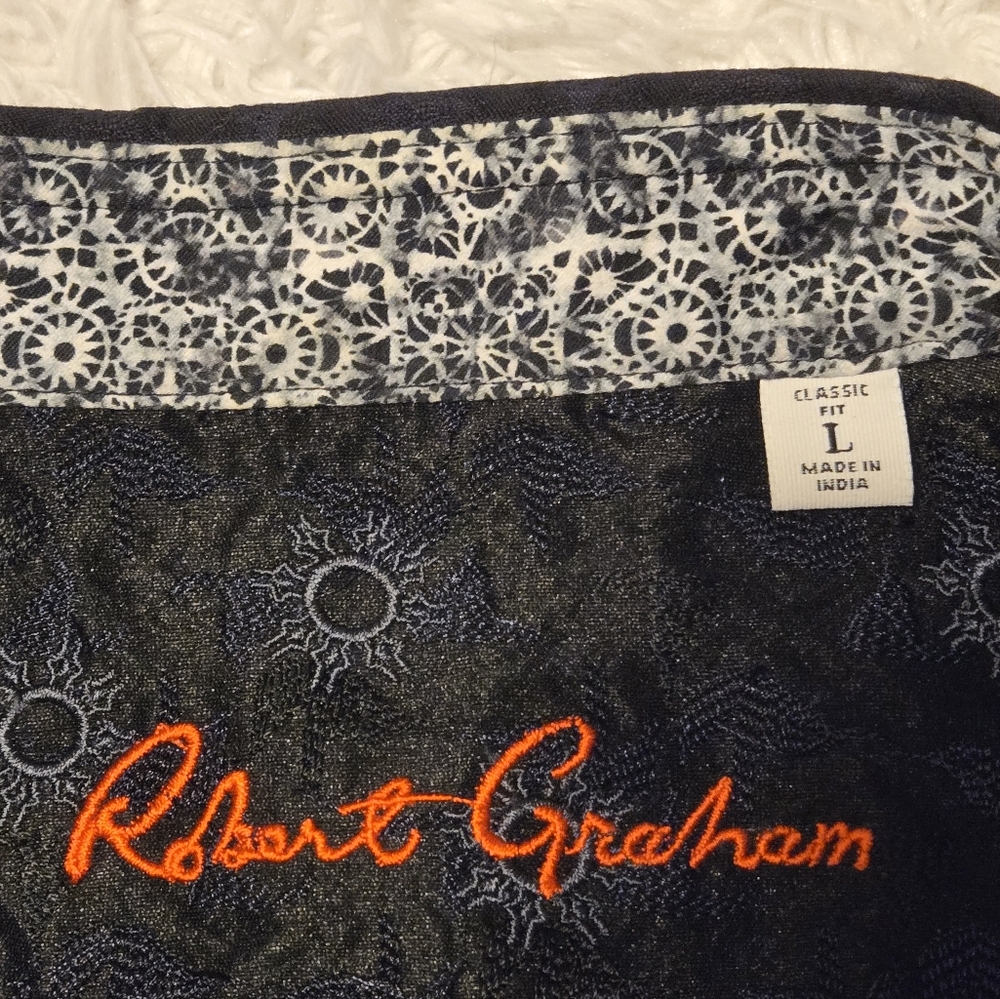 Robert Graham Black Subtle Pattern Button-Down Shirt - Picture 8 of 11